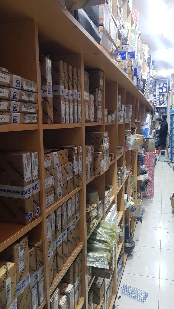 Alemdar Otomotiv Dükkan İçi Fotoğrafı 